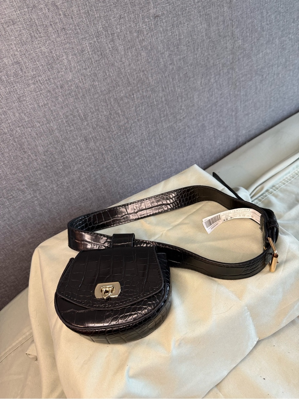 Black belt bag